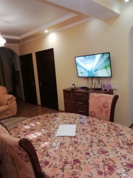 3-к квартира, 1/6 эт., 75м²