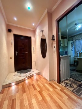 3-к квартира, 2/5 эт., 59м²