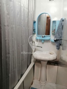 2-к квартира, 3/3 эт., 51м²