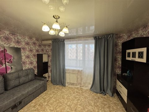 2-к квартира, 10/10 эт., 62м²