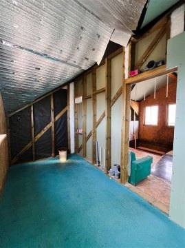 Дом 127м², участок 6 сот.