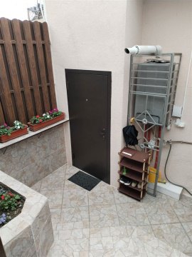 2-к квартира, 1/2 эт., 30м²