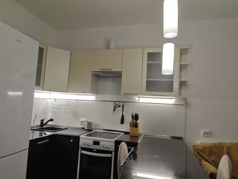 1-к квартира, 2/10 эт., 39м²