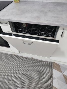 2-к квартира, 17/19 эт., 57м²