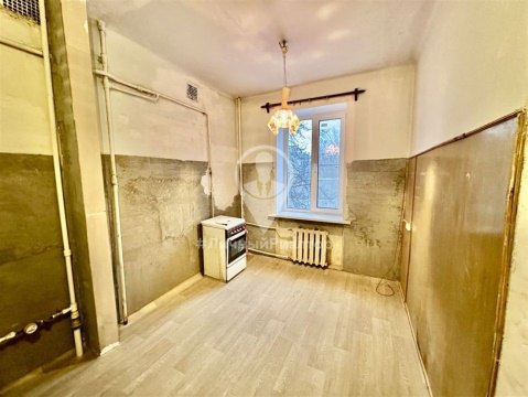 2-к квартира, 2/5 эт., 55м²